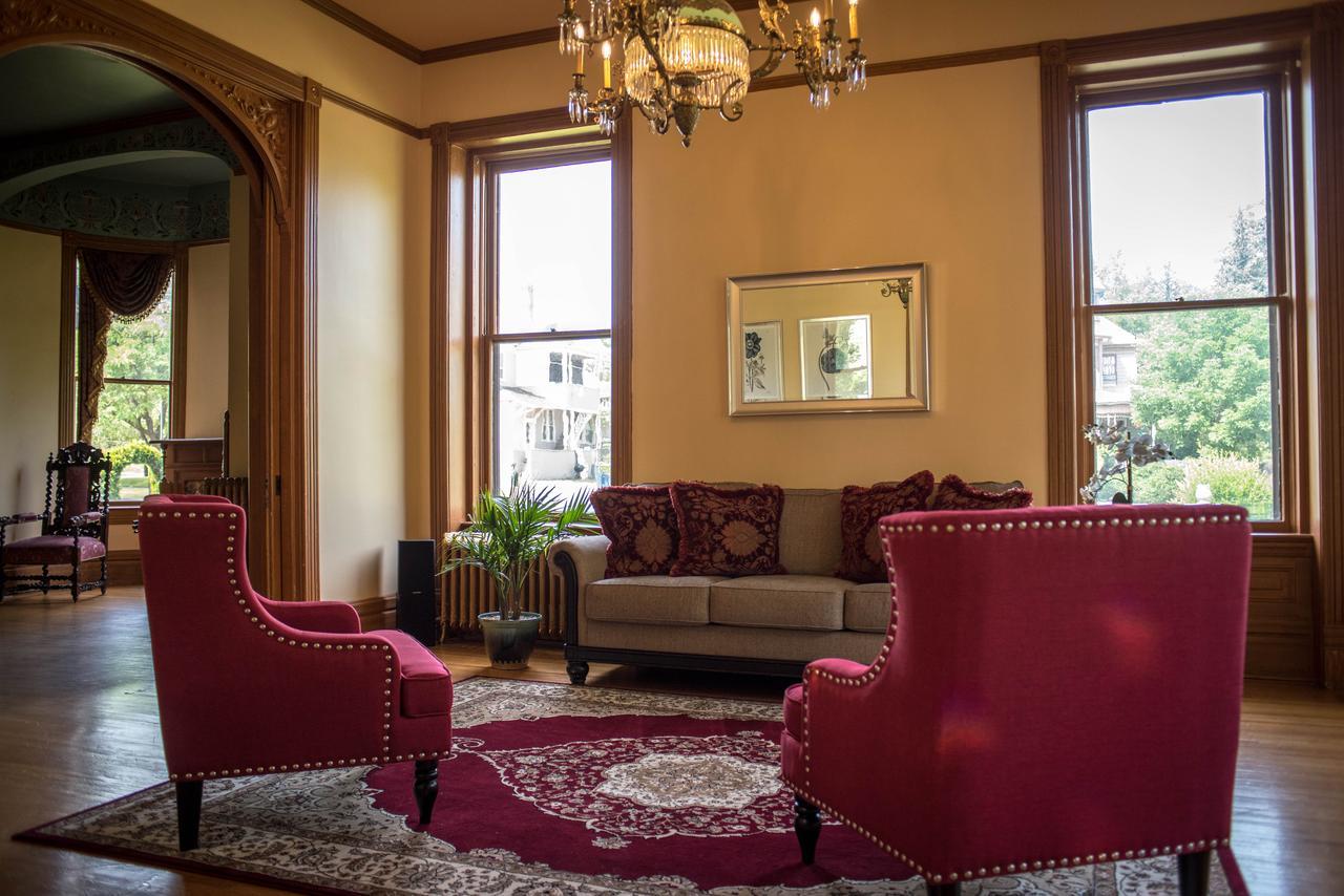 Ej Roberts Mansion Hotel Spokane Exterior photo
